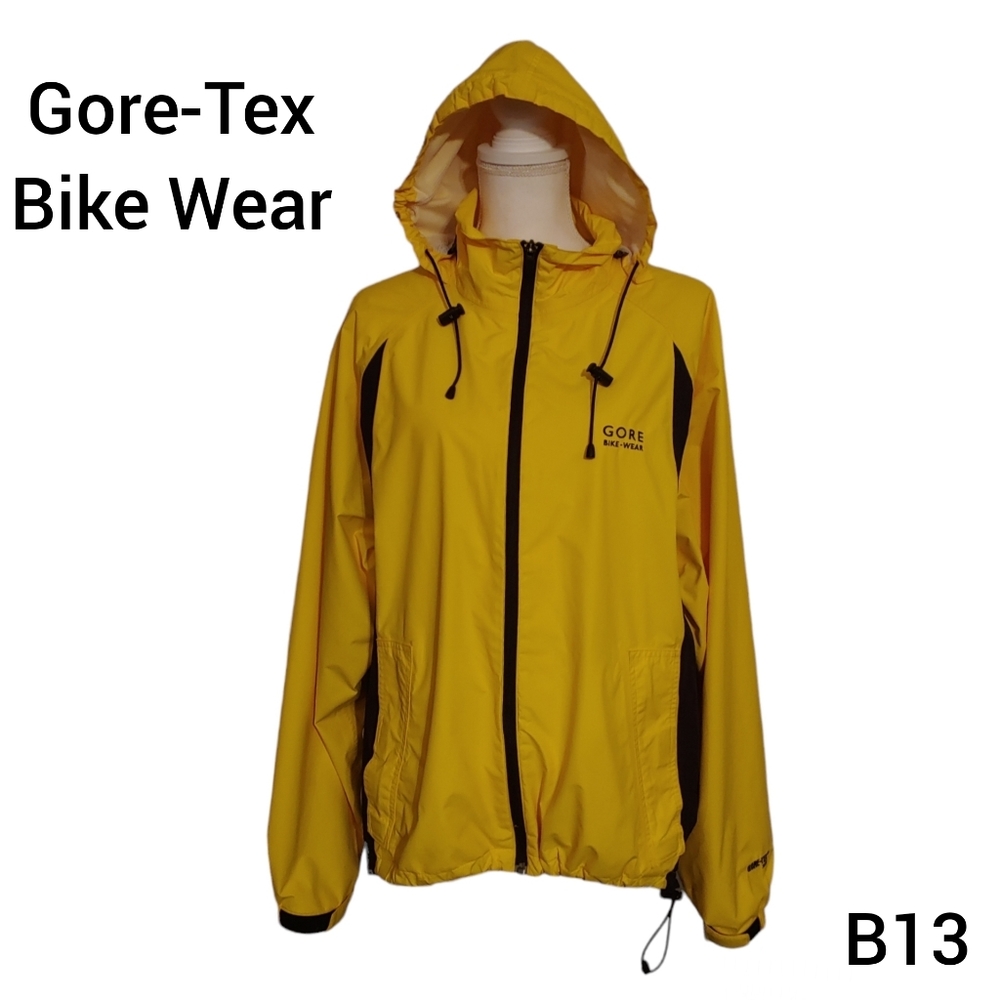 Gore-Tex Bike Wear Jacket Large Removable Toggled Hood Three Pockets Tog…